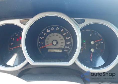 2004 Toyota 4Runner Sr5 Sport V6 z USA, uszkodzony, nr VIN JTEBU14R340042725